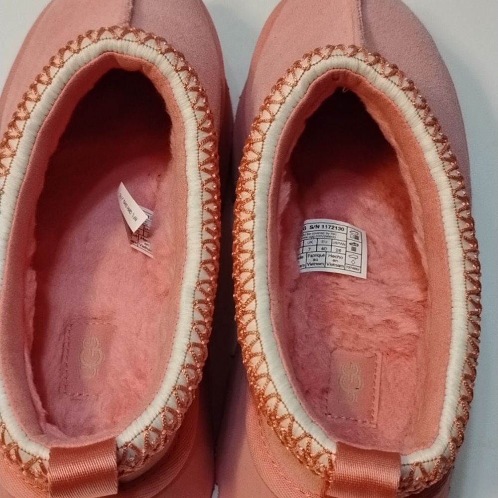 Ugg Taz Love 25" Slippers - Picture 11 of 14
